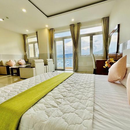 Hon Chong Hotel Nha Trang Esterno foto