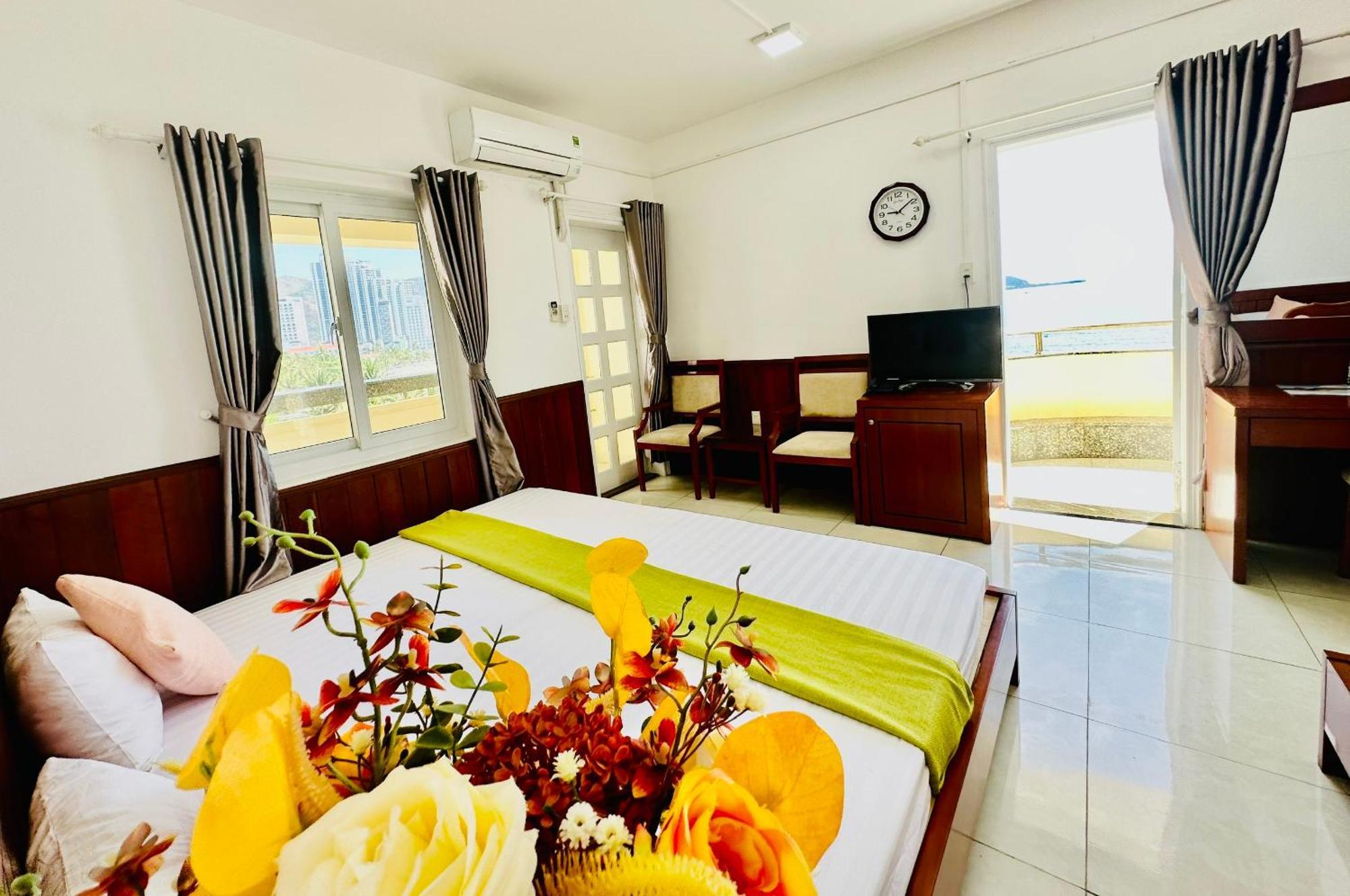 Hon Chong Hotel Nha Trang Esterno foto