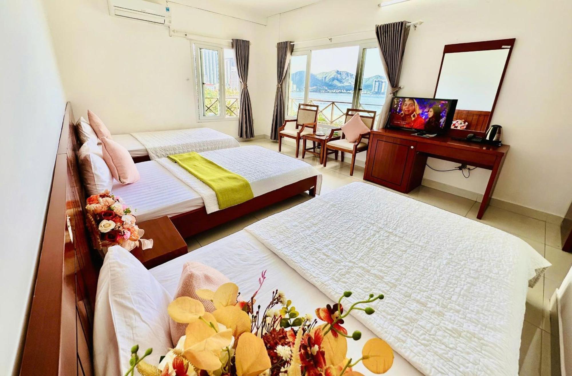 Hon Chong Hotel Nha Trang Esterno foto